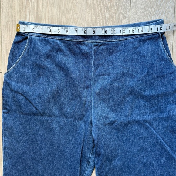 L.L. Bean Vintage Capris Jeans in Blue Size Large - Picture 4 of 10